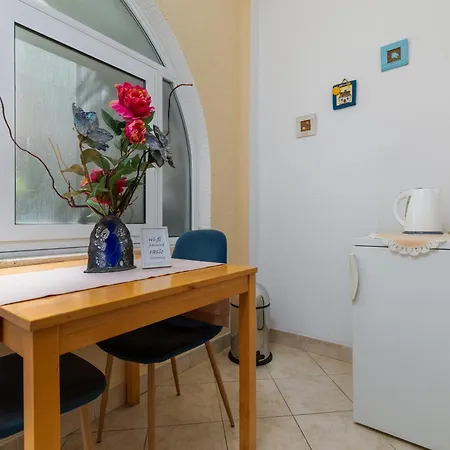 With Parking Space - 24562 Makarska